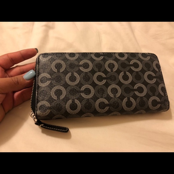 Coach wallet - Picture 3 of 3